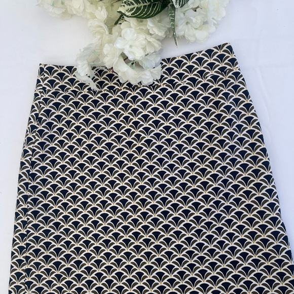 Ann Taylor Factory Dresses & Skirts - Ann Taylor Factory Blue and White Mini Pencil Skirt